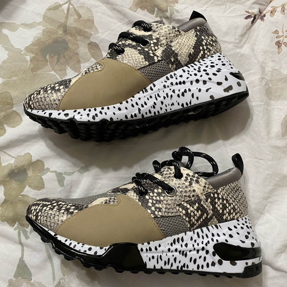 Steve Madden cliff sneakers - 👉🏻new👈🏻 size 7.5